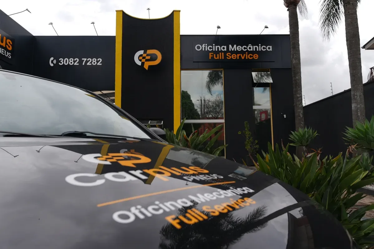 Fachada Carplus Pneus - Oficina Mecanica Full Service